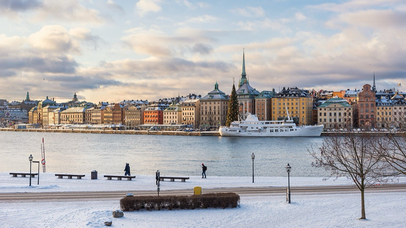 Stockholm old town from the water